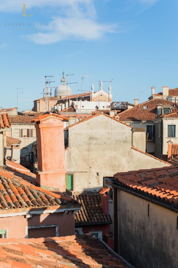Loversinitaly Romantic Apartments - Altana And Jacuzzi Venedig Exteriör bild